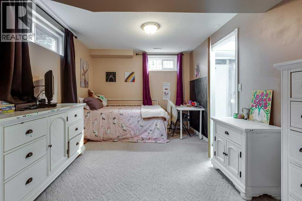 5651 45 Street, Innisfail