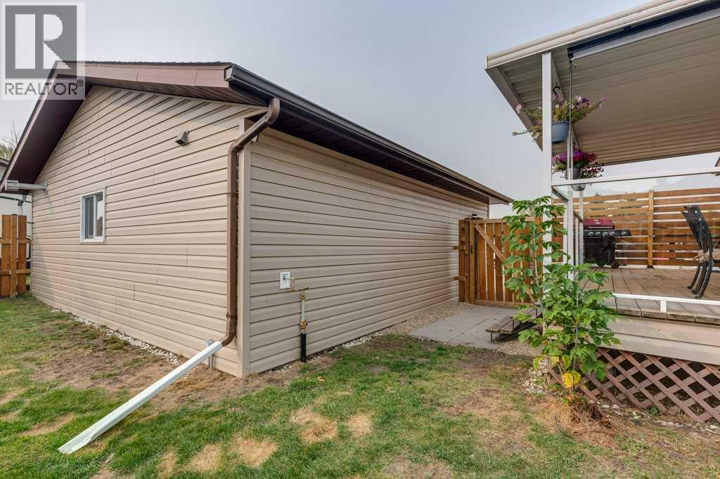 5651 45 Street, Innisfail