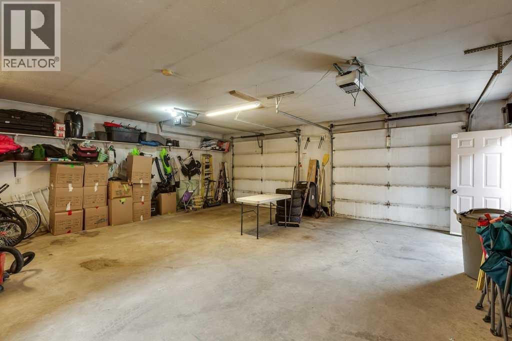 5651 45 Street, Innisfail