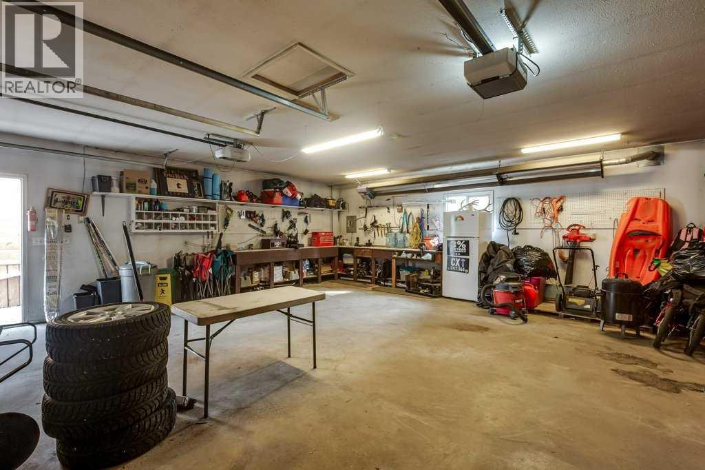 5651 45 Street, Innisfail