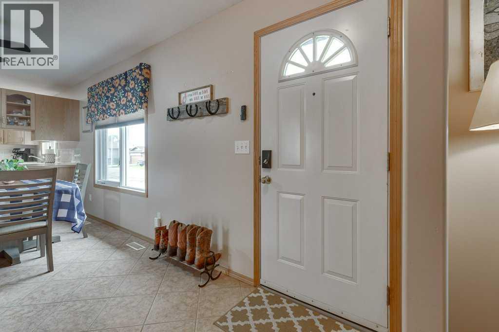 5651 45 Street, Innisfail
