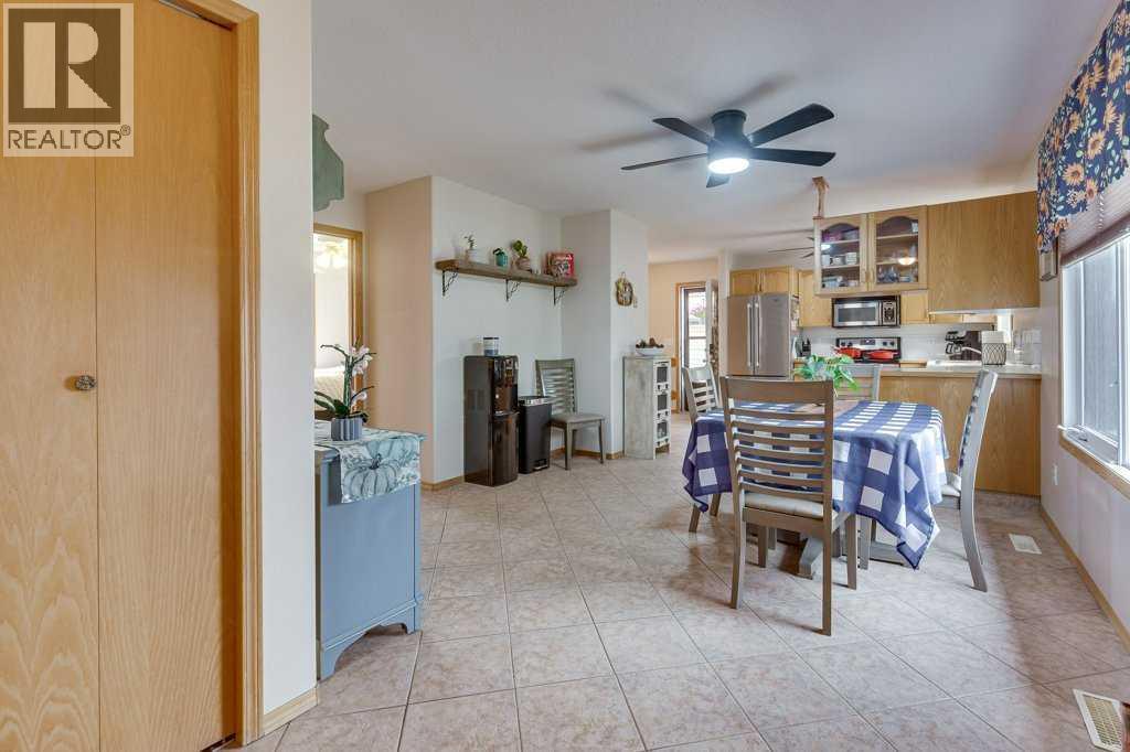 5651 45 Street, Innisfail