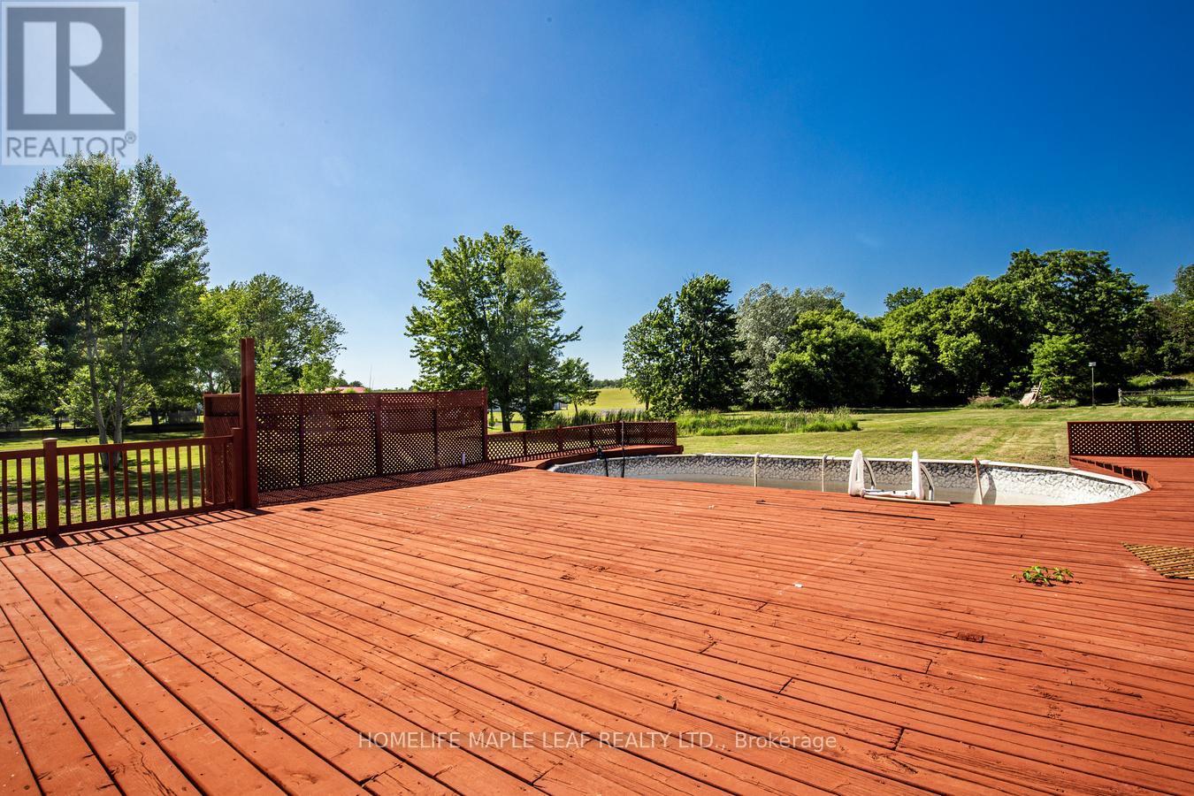 Photo 26 of 927 97 Regional Road, Hamilton ON