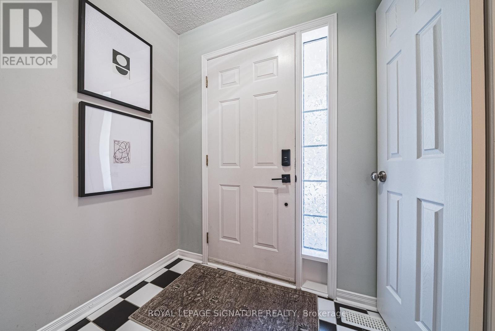 Photo 19 of 11 819 Upper Paradise Road, Hamilton ON