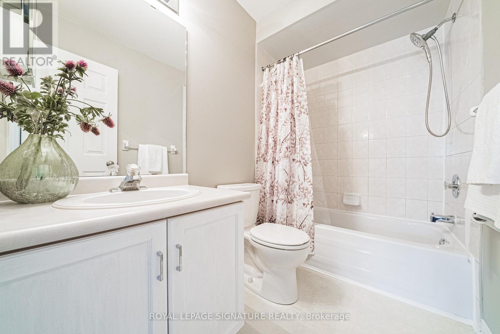Photo 26 of 11 819 Upper Paradise Road, Hamilton ON