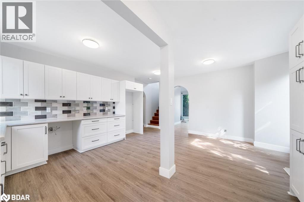 Photo 10 of 939 Clifton Boulevard, Innisfil ON