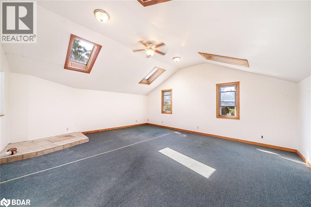 Photo 16 of 939 Clifton Boulevard, Innisfil ON