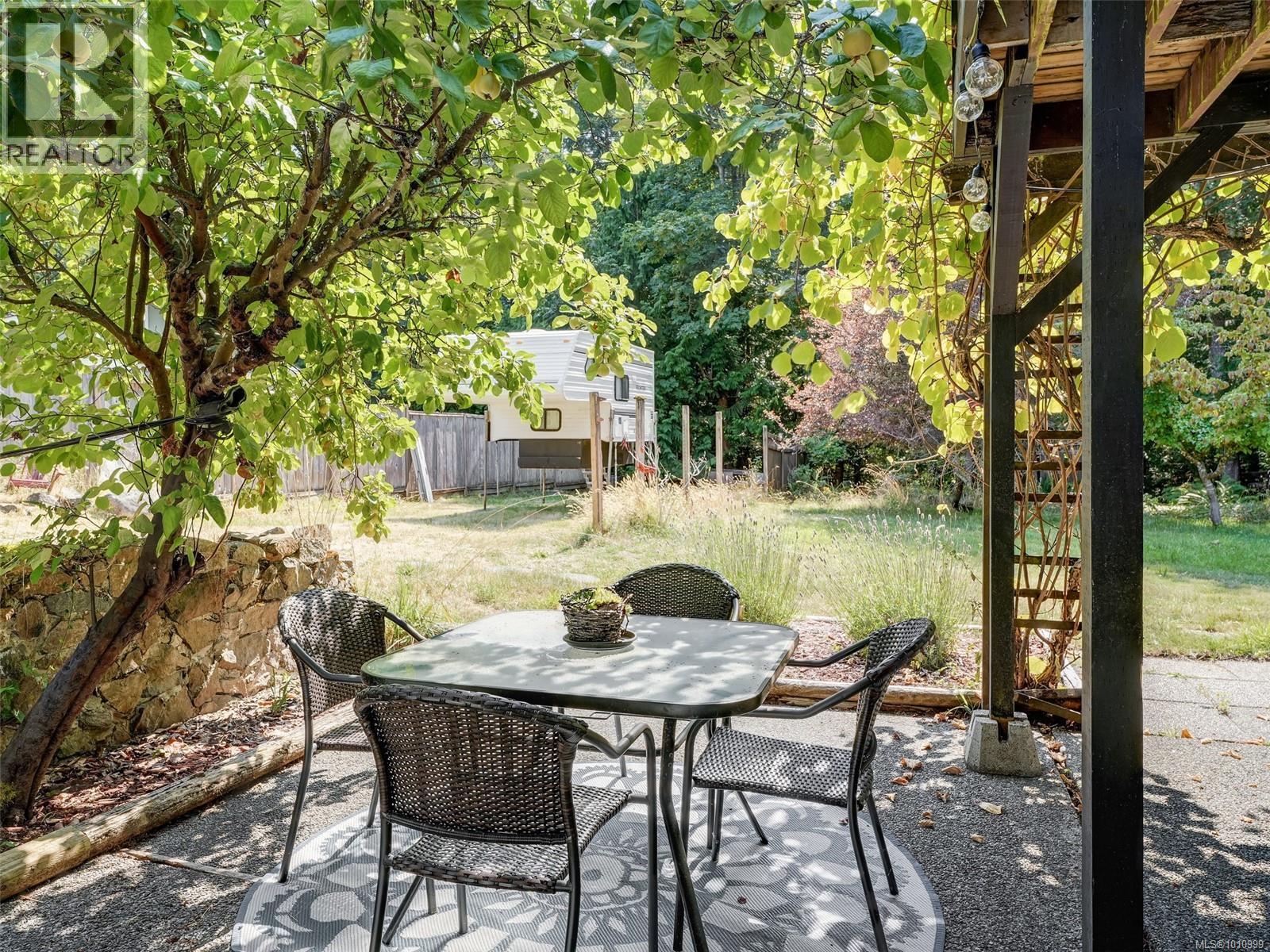  510 Voutrait Road, Mill Bay