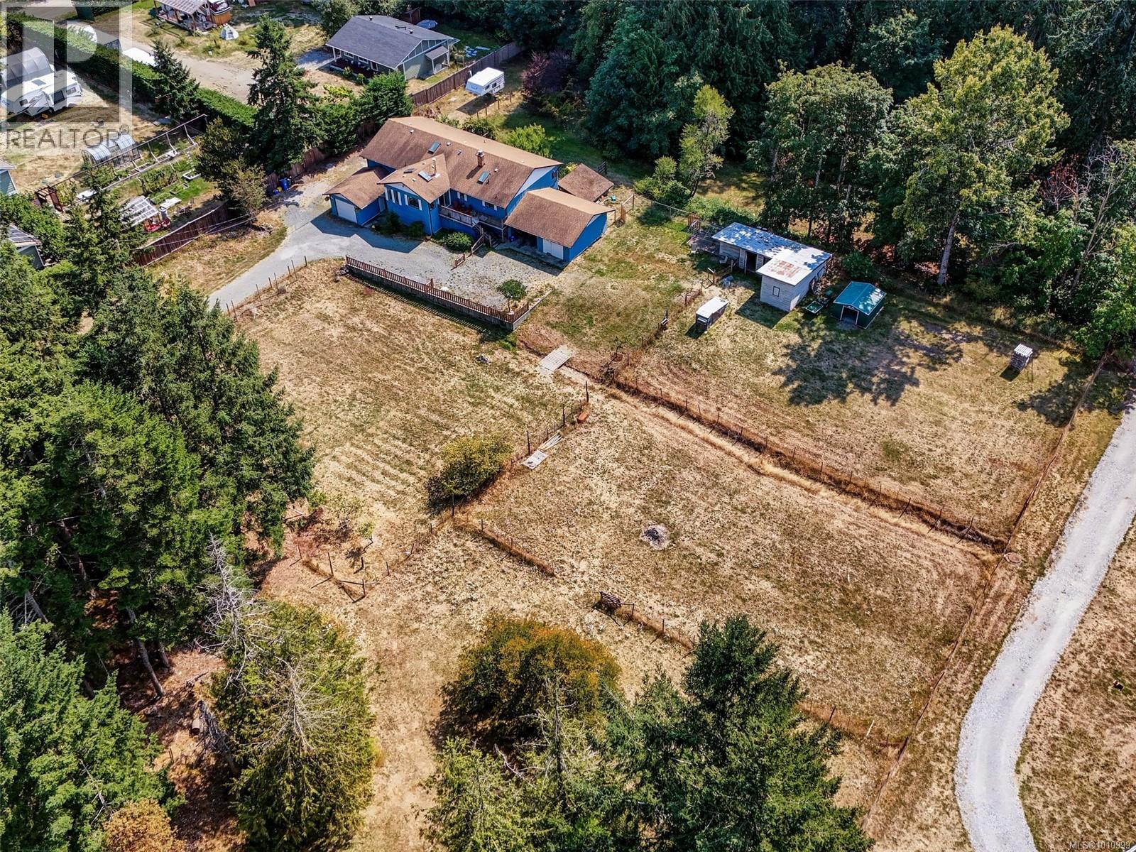  510 Voutrait Road, Mill Bay