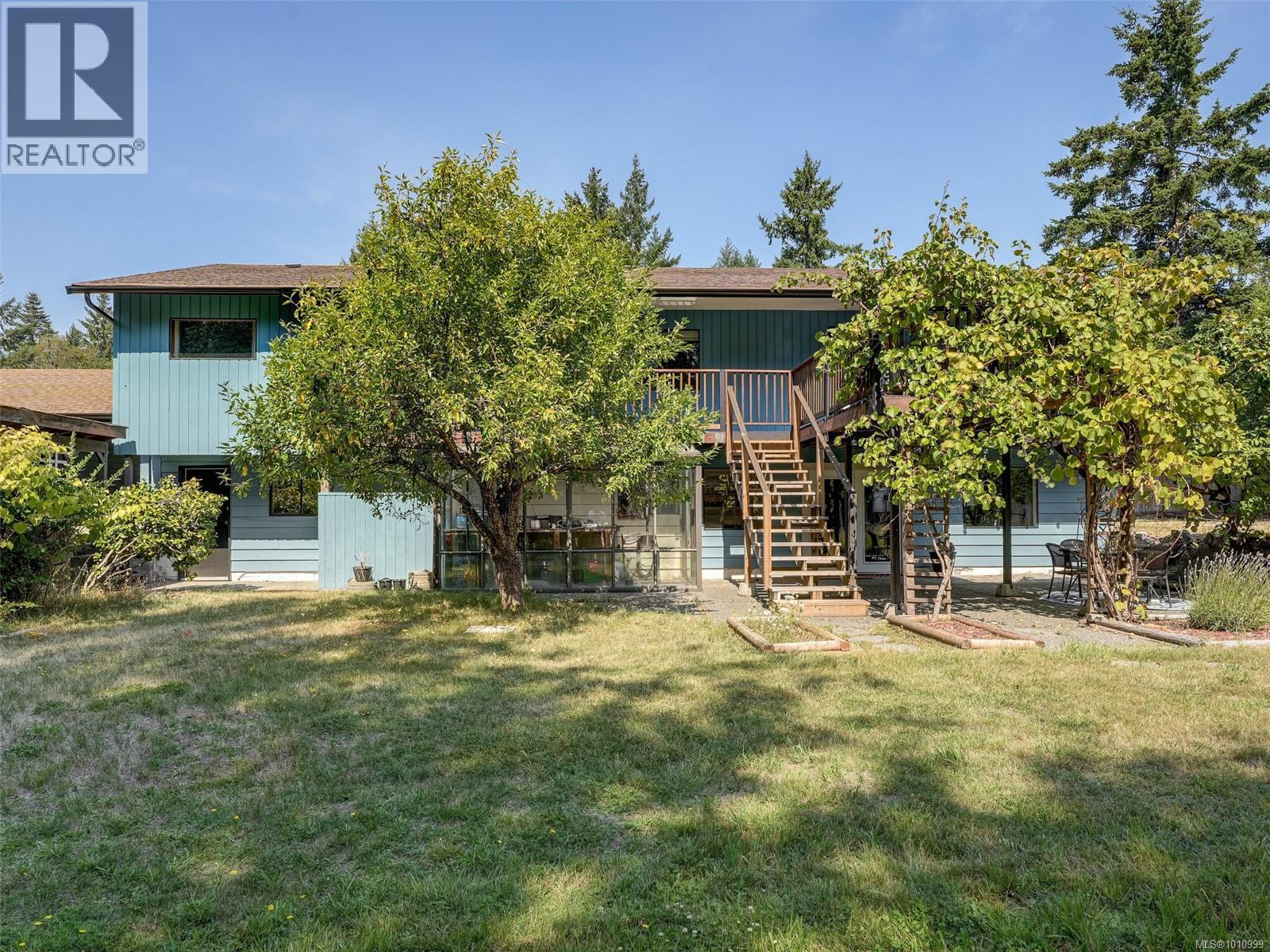  510 Voutrait Road, Mill Bay