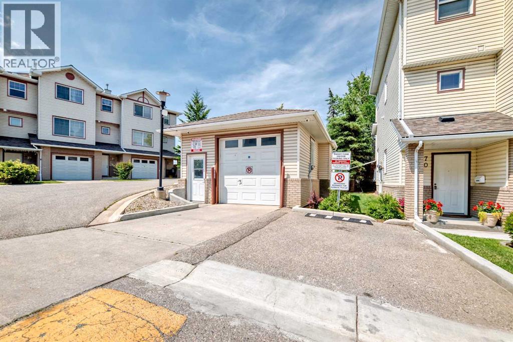 Photo 45 of 70 Dover Mews Se, Calgary AB