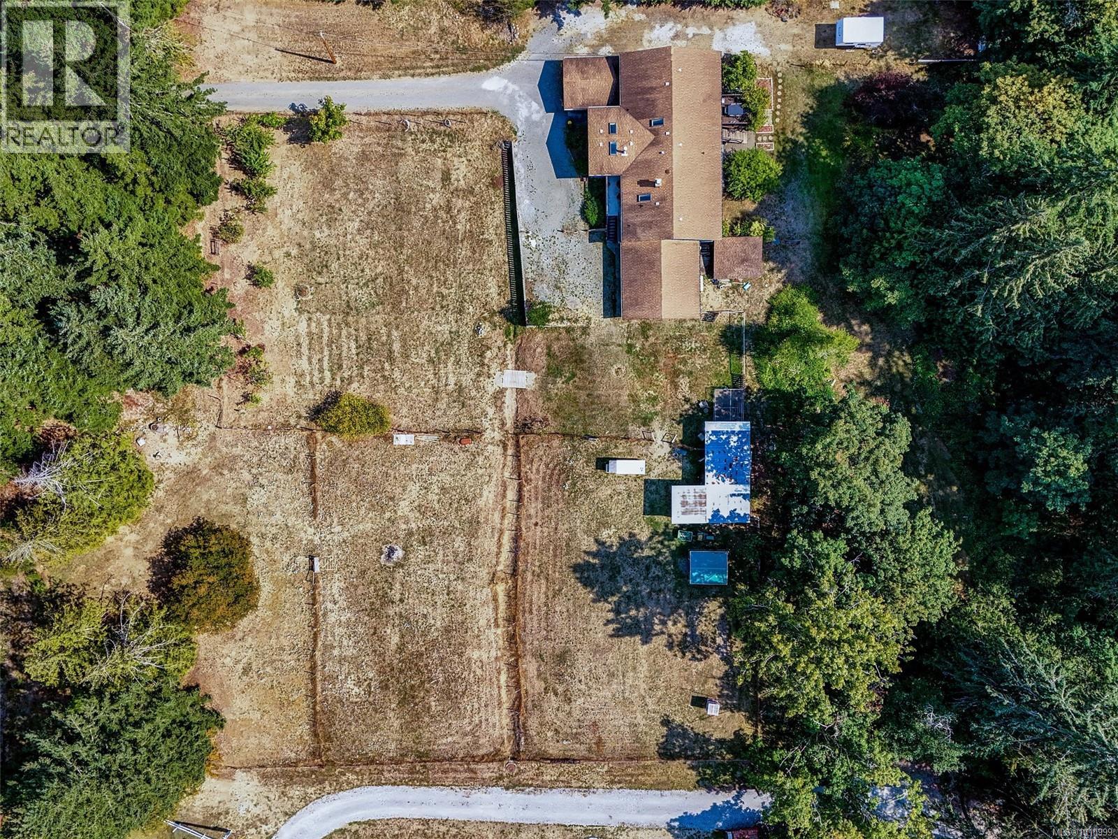  510 Voutrait Road, Mill Bay