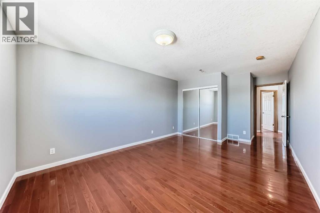 Photo 27 of 68 Applebrook Circle Se, Calgary AB