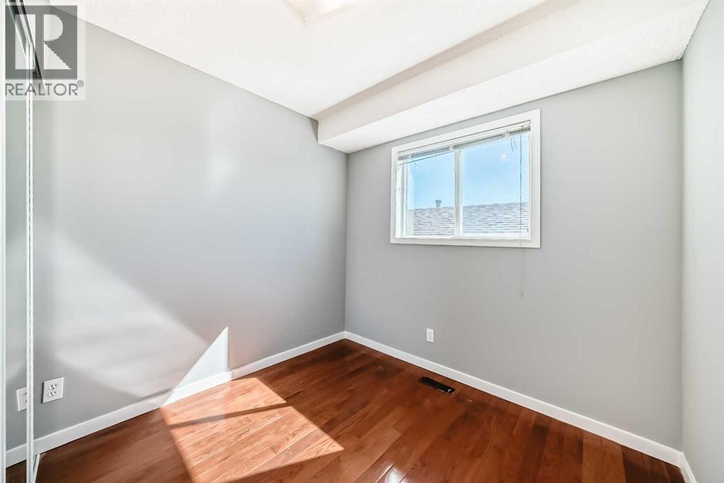 Photo 31 of 68 Applebrook Circle Se, Calgary AB