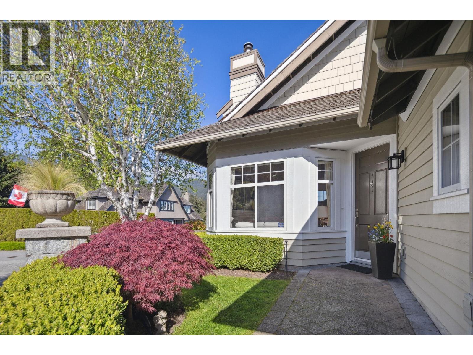 Photo 33 of 1 5110 Alderfeild Place, West Vancouver BC