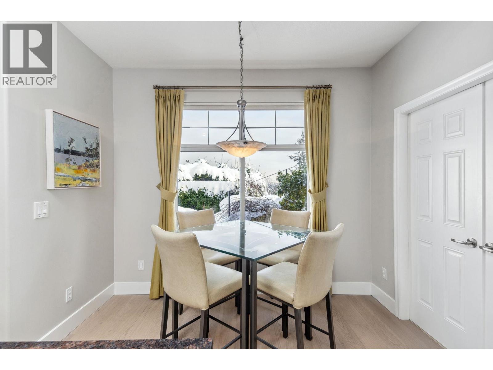 Photo 19 of 1 5110 Alderfeild Place, West Vancouver BC
