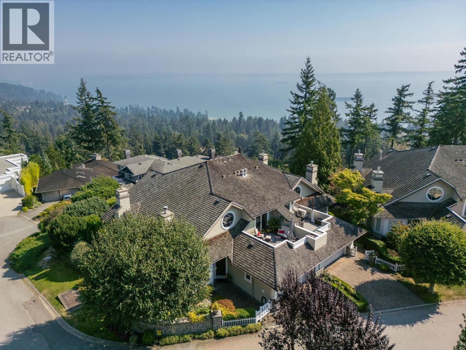 Photo 28 of 1 5110 Alderfeild Place, West Vancouver BC