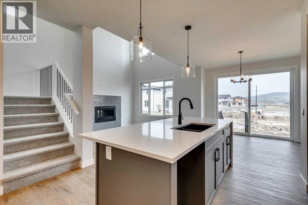Photo 10 of 199 Sora Terrace Se, Calgary AB
