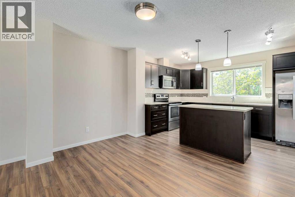 Photo 11 of 44 Sunvalley Road, Cochrane AB