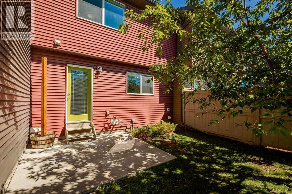 Photo 40 of 44 Sunvalley Road, Cochrane AB