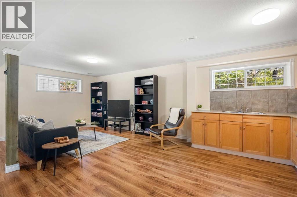 Photo 27 of 926 31 Avenue Nw, Calgary AB