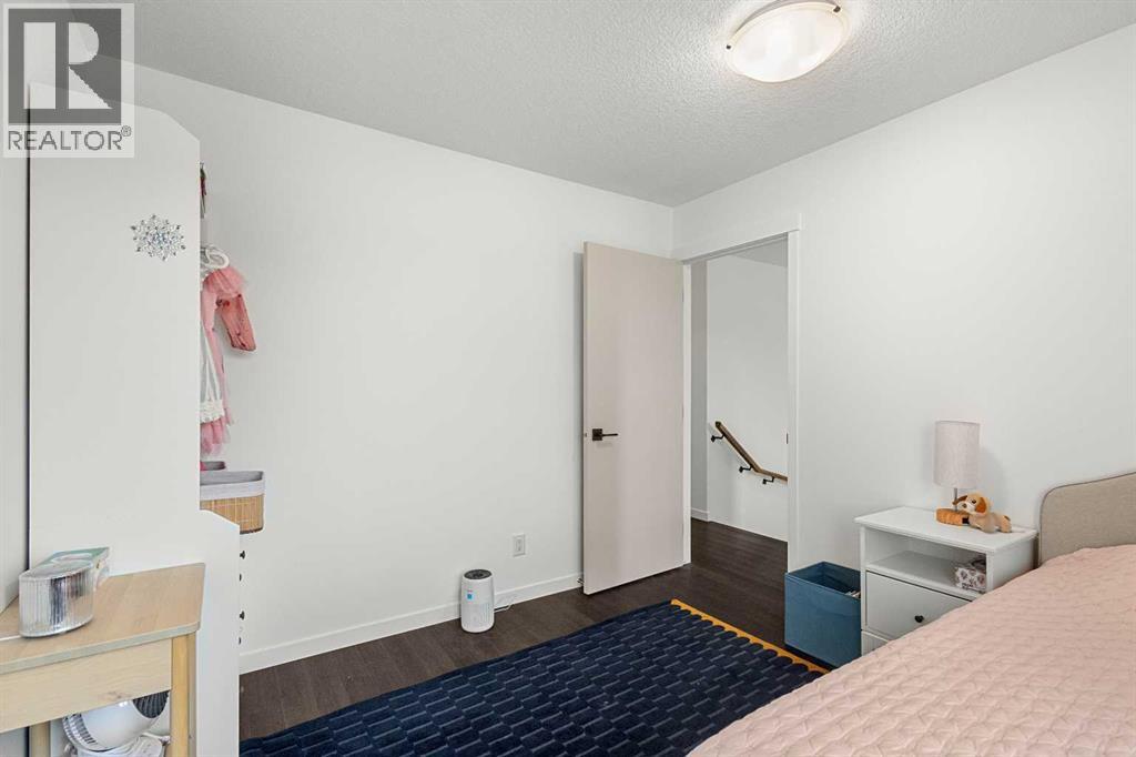 Photo 24 of 520 Belmont Heath Sw, Calgary AB