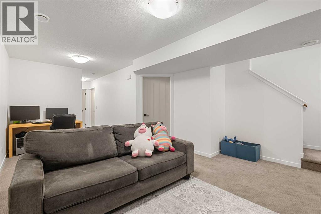 Photo 30 of 520 Belmont Heath Sw, Calgary AB