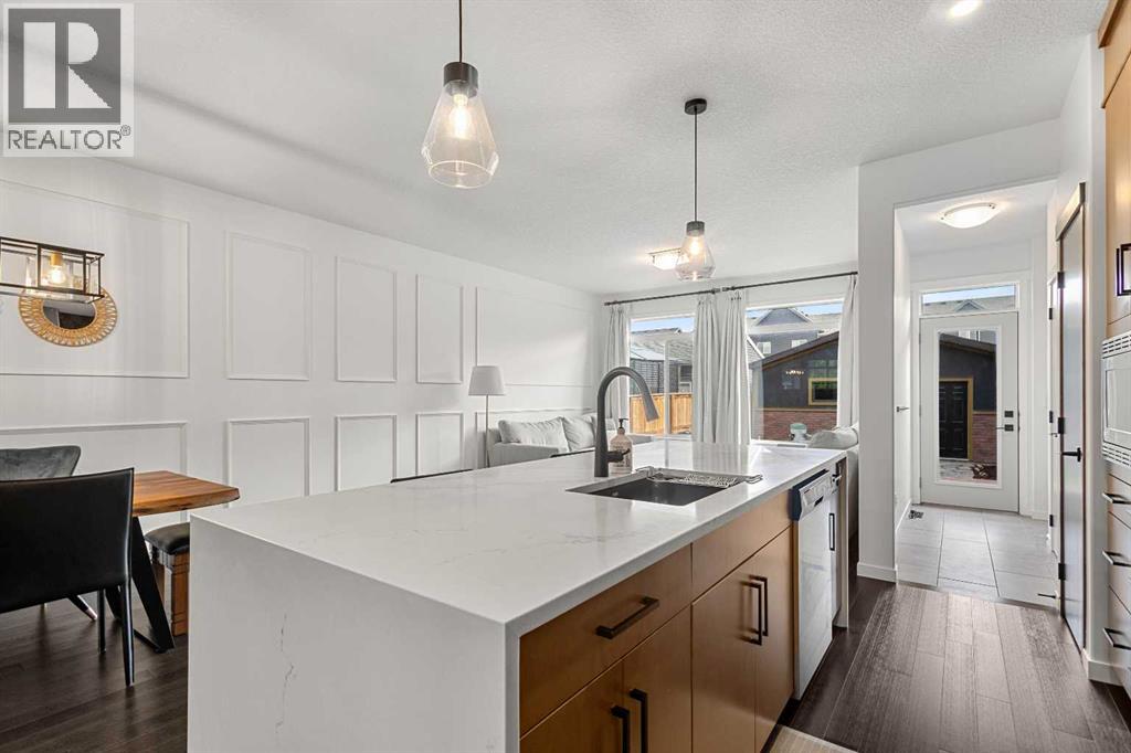 Photo 11 of 520 Belmont Heath Sw, Calgary AB