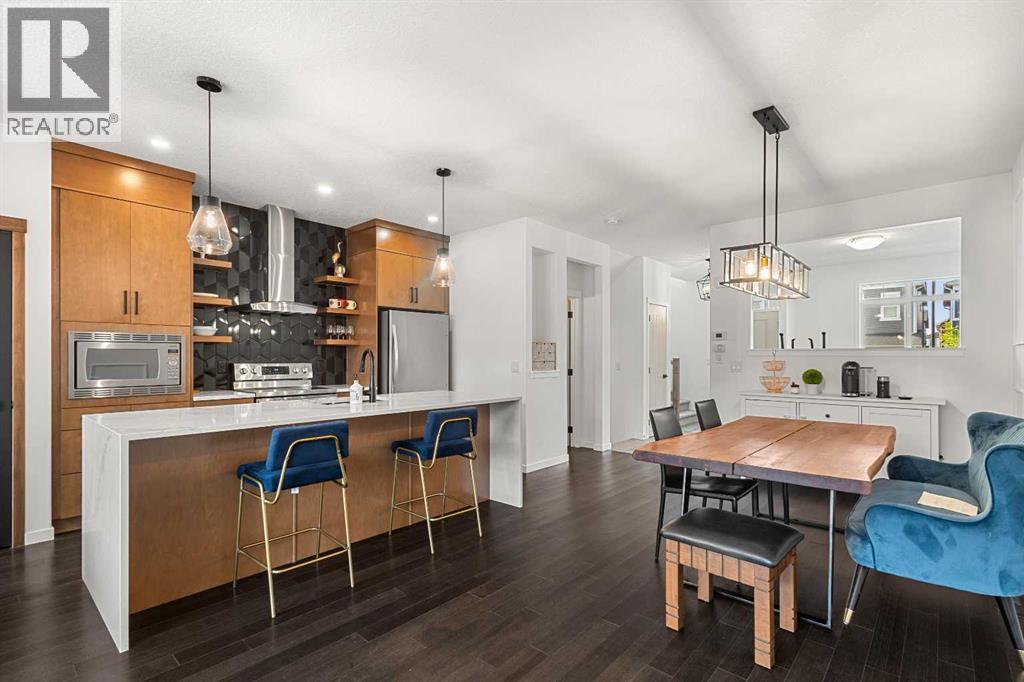 Photo 10 of 520 Belmont Heath Sw, Calgary AB