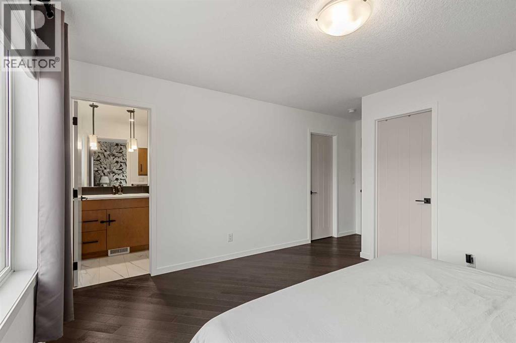 Photo 21 of 520 Belmont Heath Sw, Calgary AB