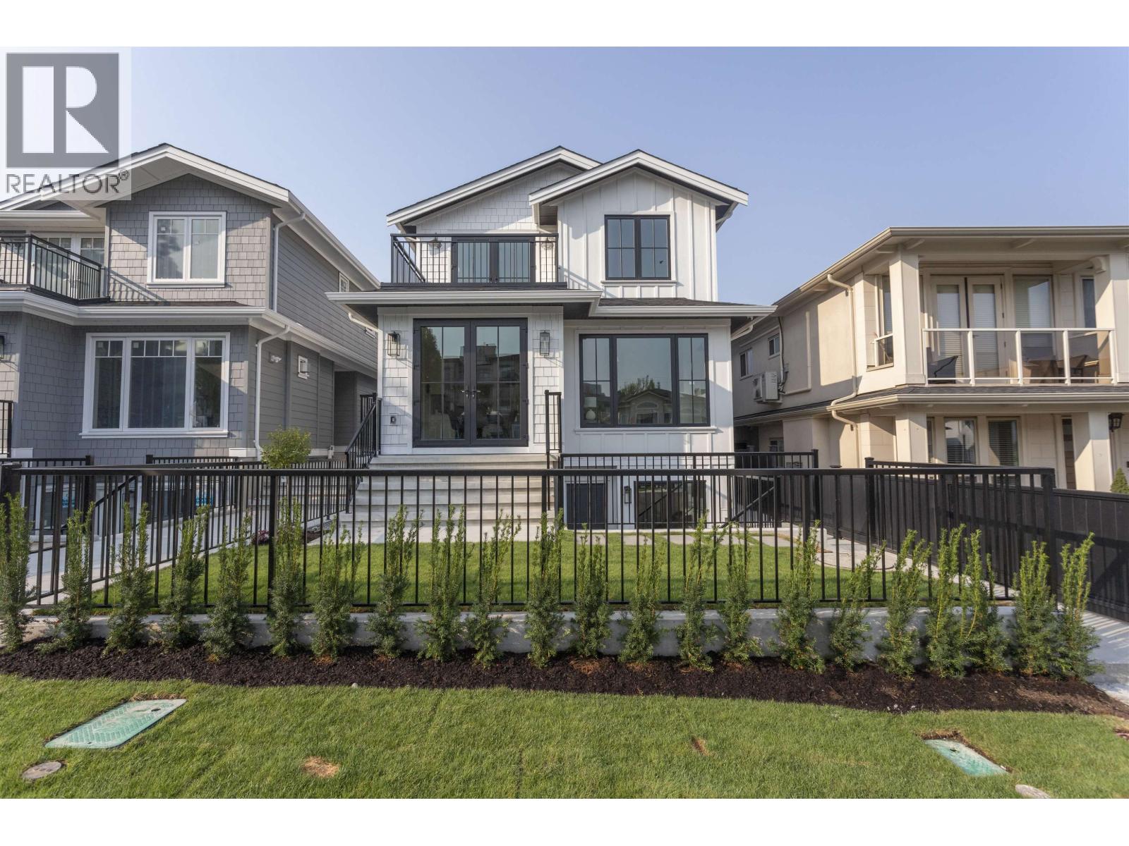 1 4315 ALBERT STREET, Burnaby