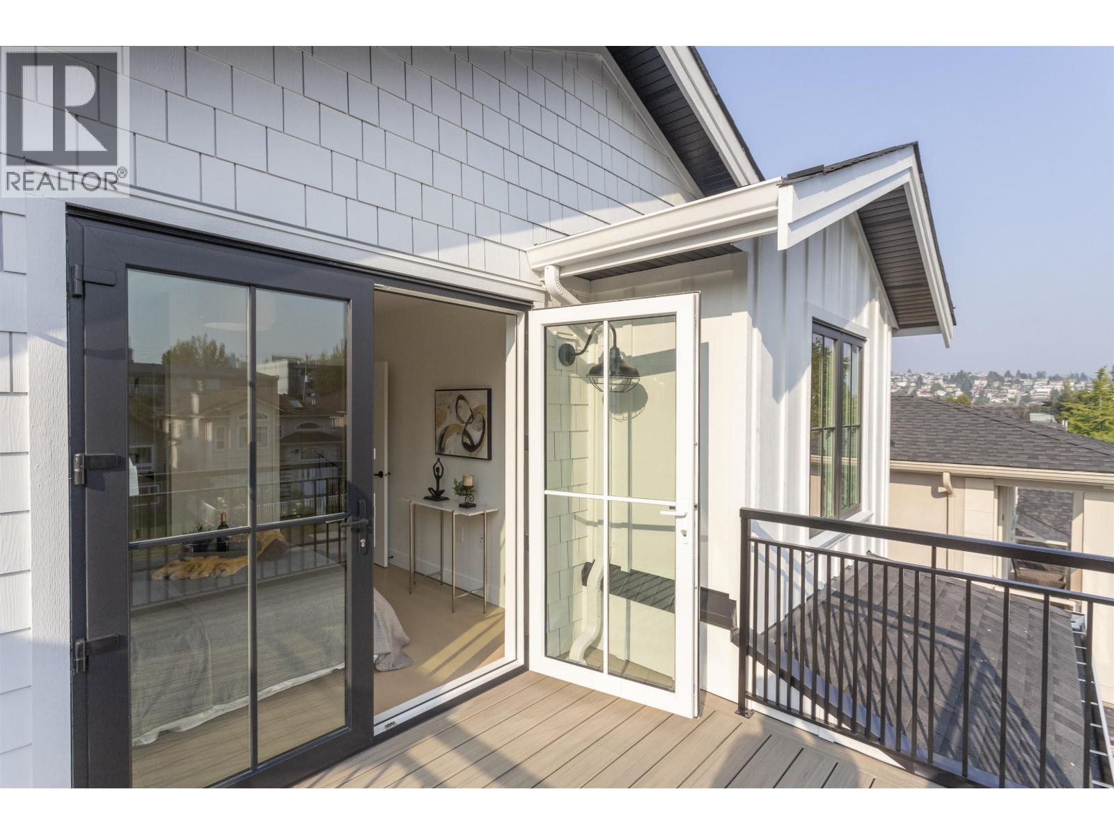 1 4315 ALBERT STREET, Burnaby