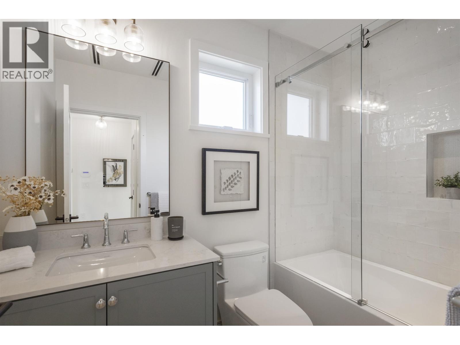 1 4315 ALBERT STREET, Burnaby