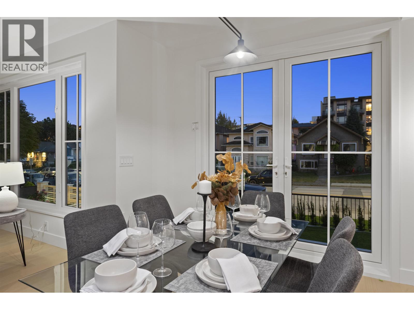 1 4315 ALBERT STREET, Burnaby
