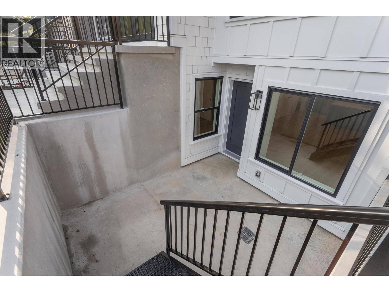 1 4315 ALBERT STREET, Burnaby