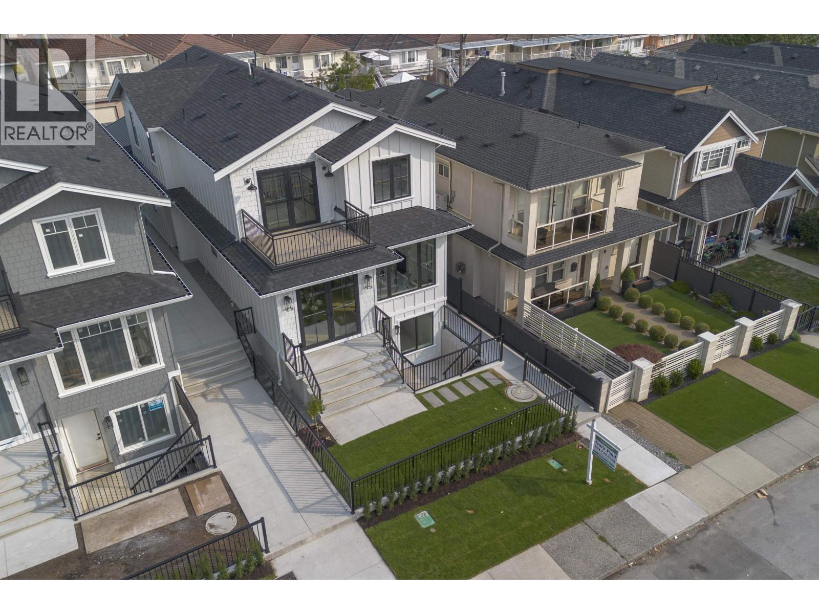 1 4315 ALBERT STREET, Burnaby