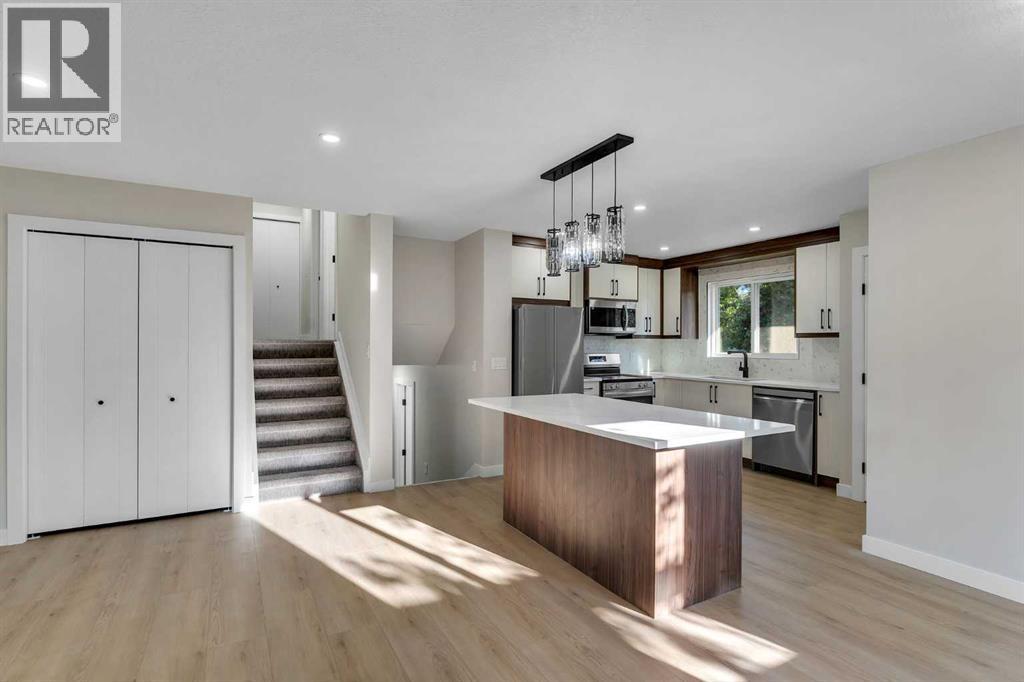 Photo 8 of 14696 Deer Ridge Drive Se, Calgary AB