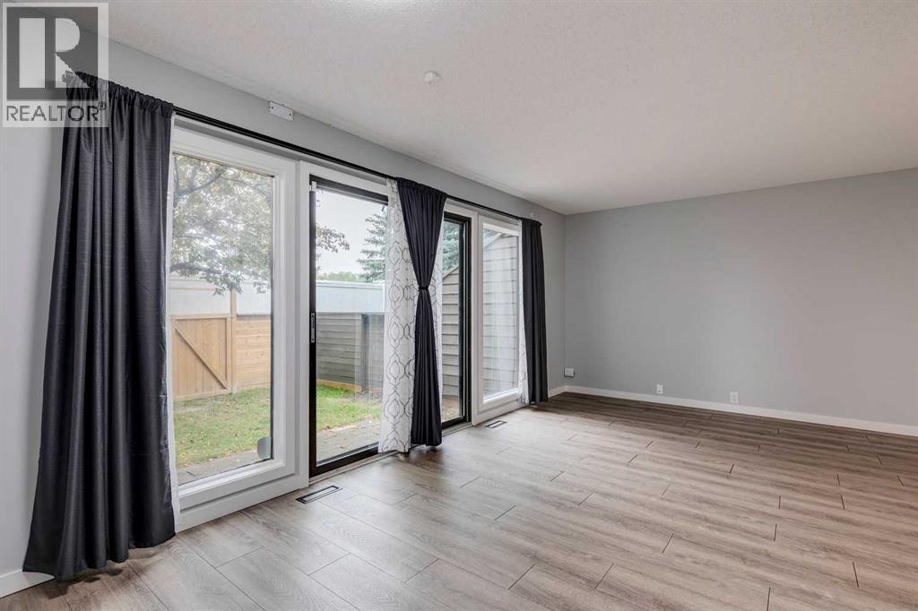 Photo 11 of 701 4935 Dalton Drive Nw, Calgary AB