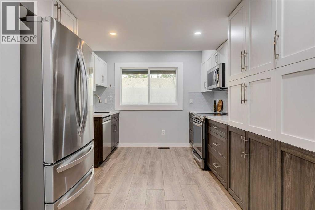 Photo 6 of 701 4935 Dalton Drive Nw, Calgary AB