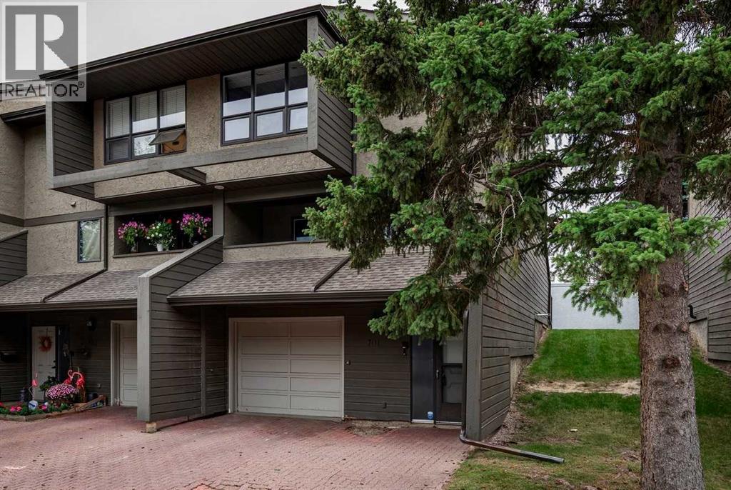 Photo 1 of 701 4935 Dalton Drive Nw, Calgary AB