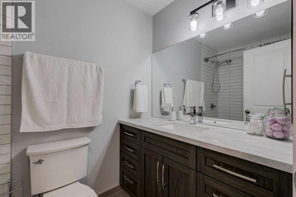 Photo 30 of 701 4935 Dalton Drive Nw, Calgary AB