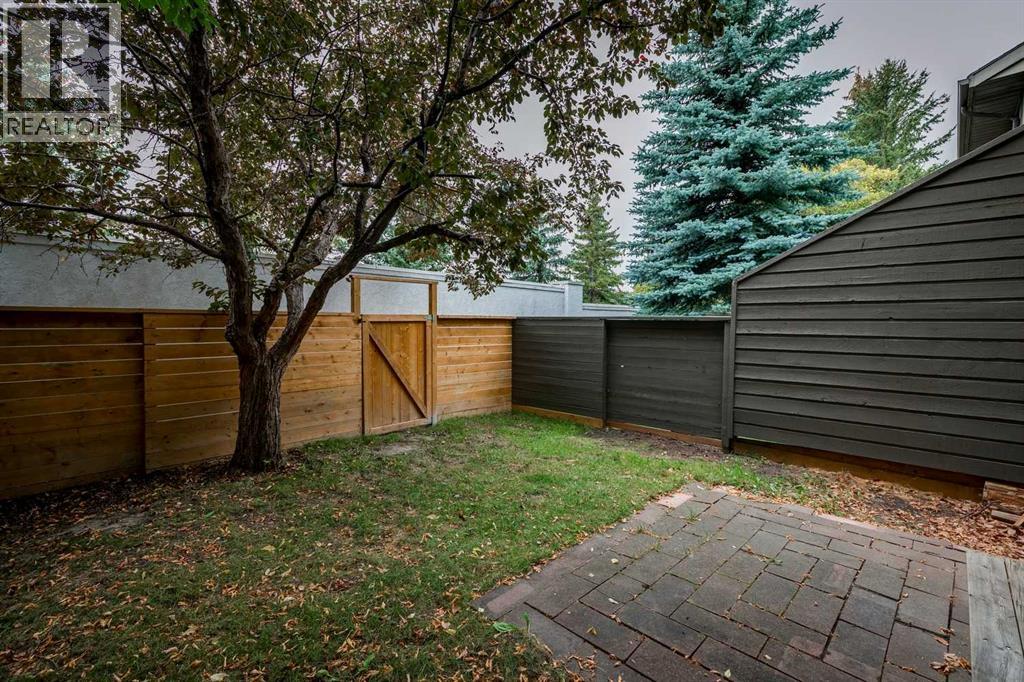 Photo 35 of 701 4935 Dalton Drive Nw, Calgary AB