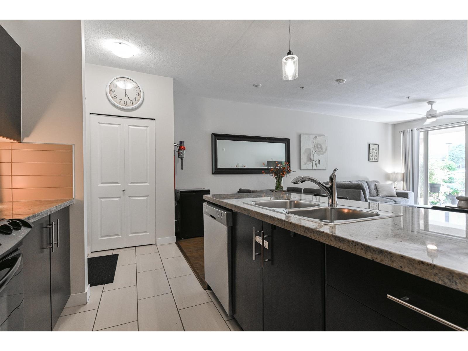 Photo 7 of 116 33546 Holland Avenue, Abbotsford BC