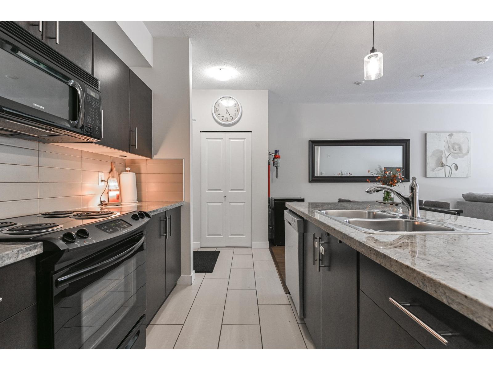 Photo 6 of 116 33546 Holland Avenue, Abbotsford BC
