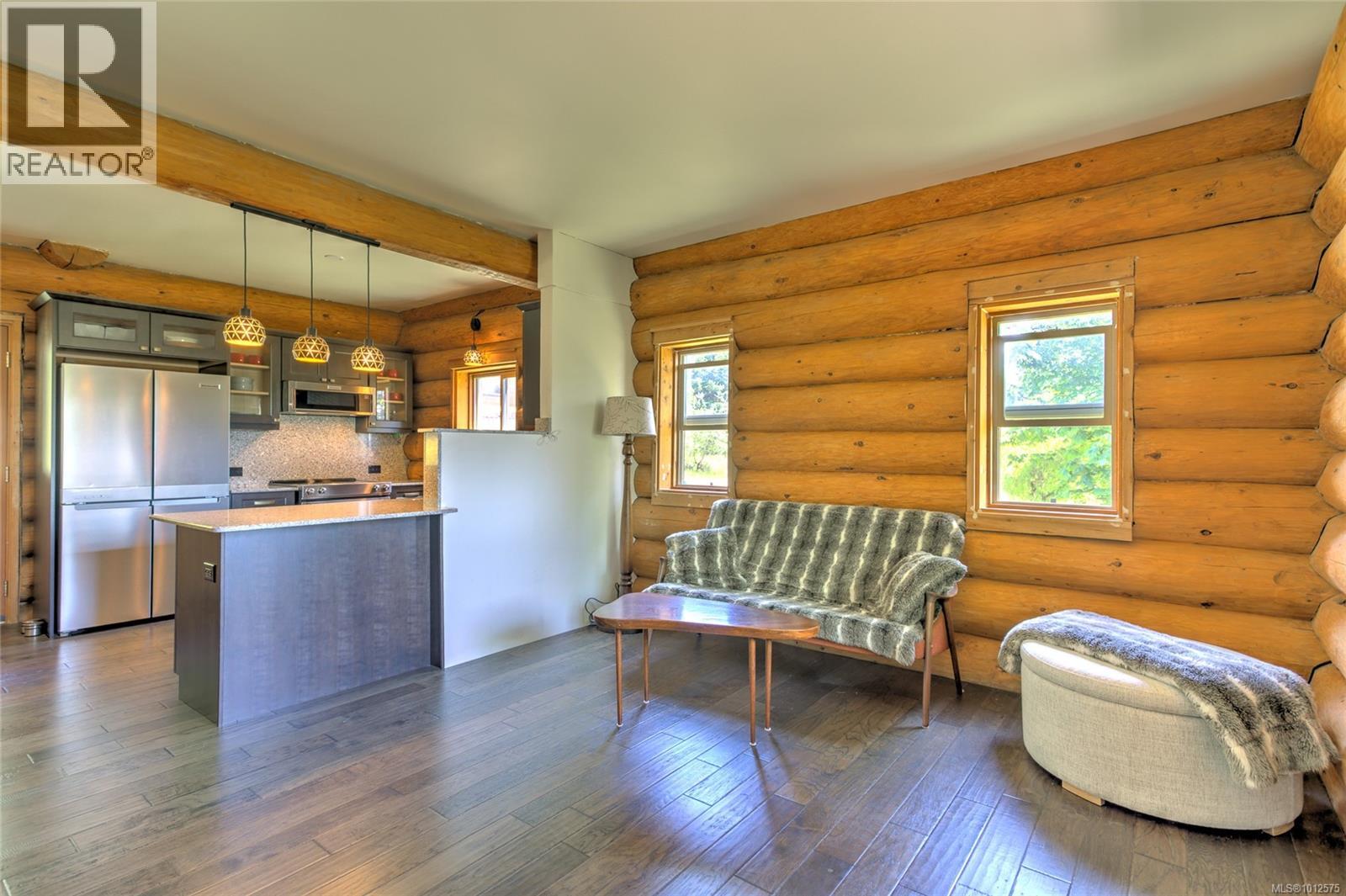 Photo 12 of 7337 Alberta Pl, Duncan BC