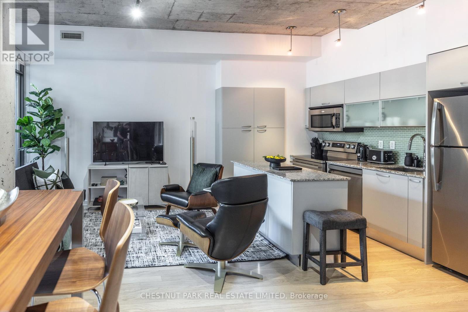 Photo 10 of 301 10 Morrison Street, Toronto ON