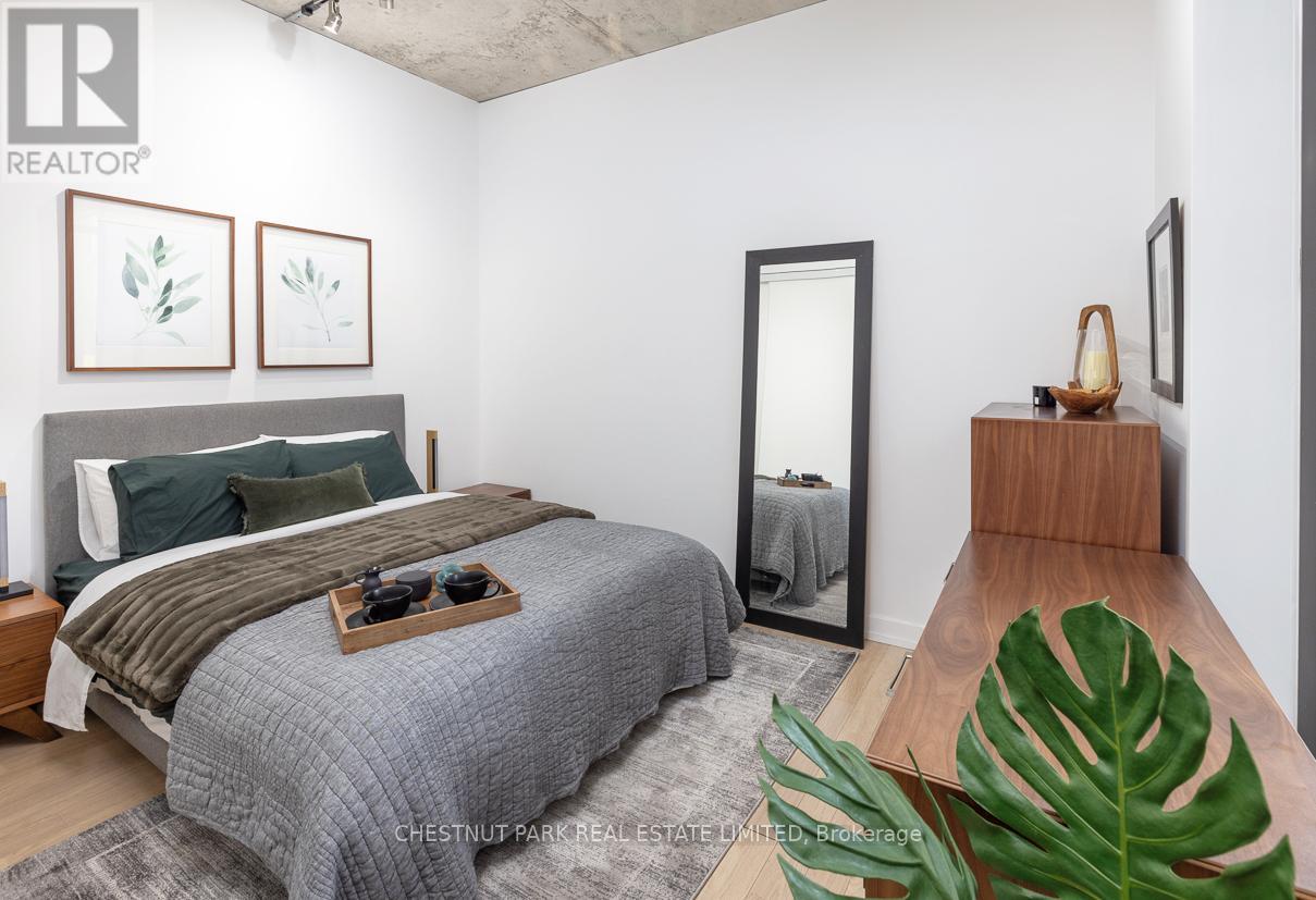 Photo 16 of 301 10 Morrison Street, Toronto ON