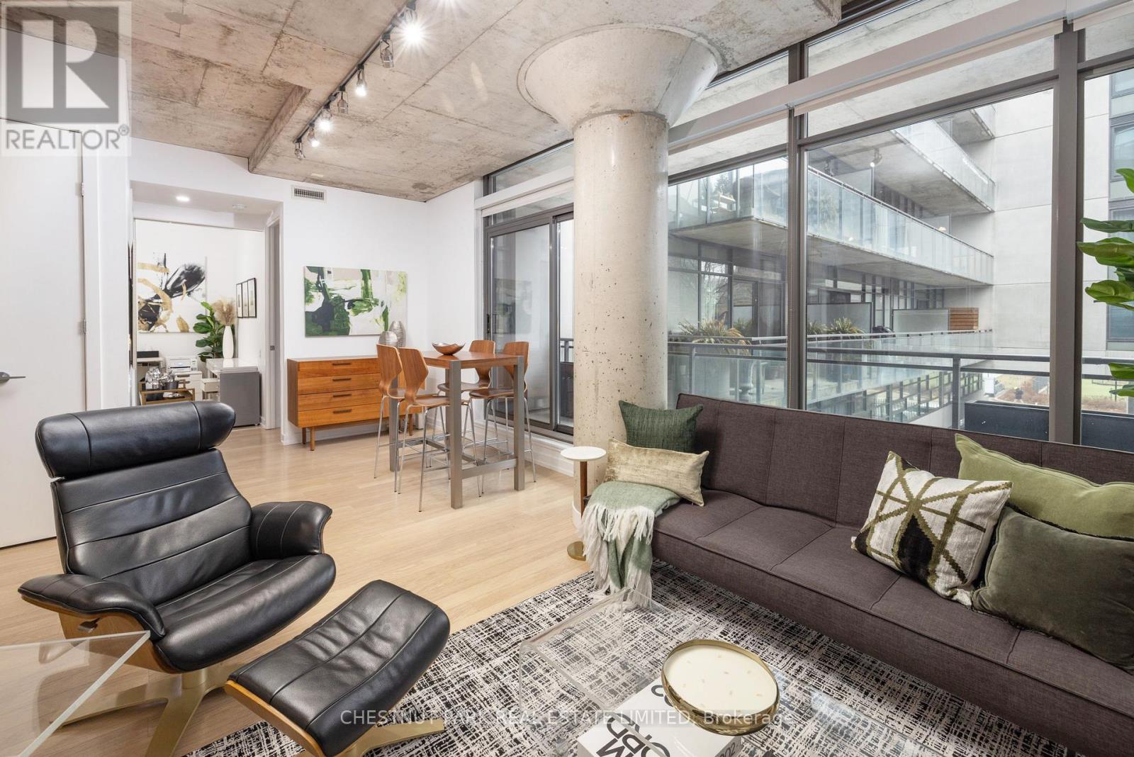 Photo 4 of 301 10 Morrison Street, Toronto ON