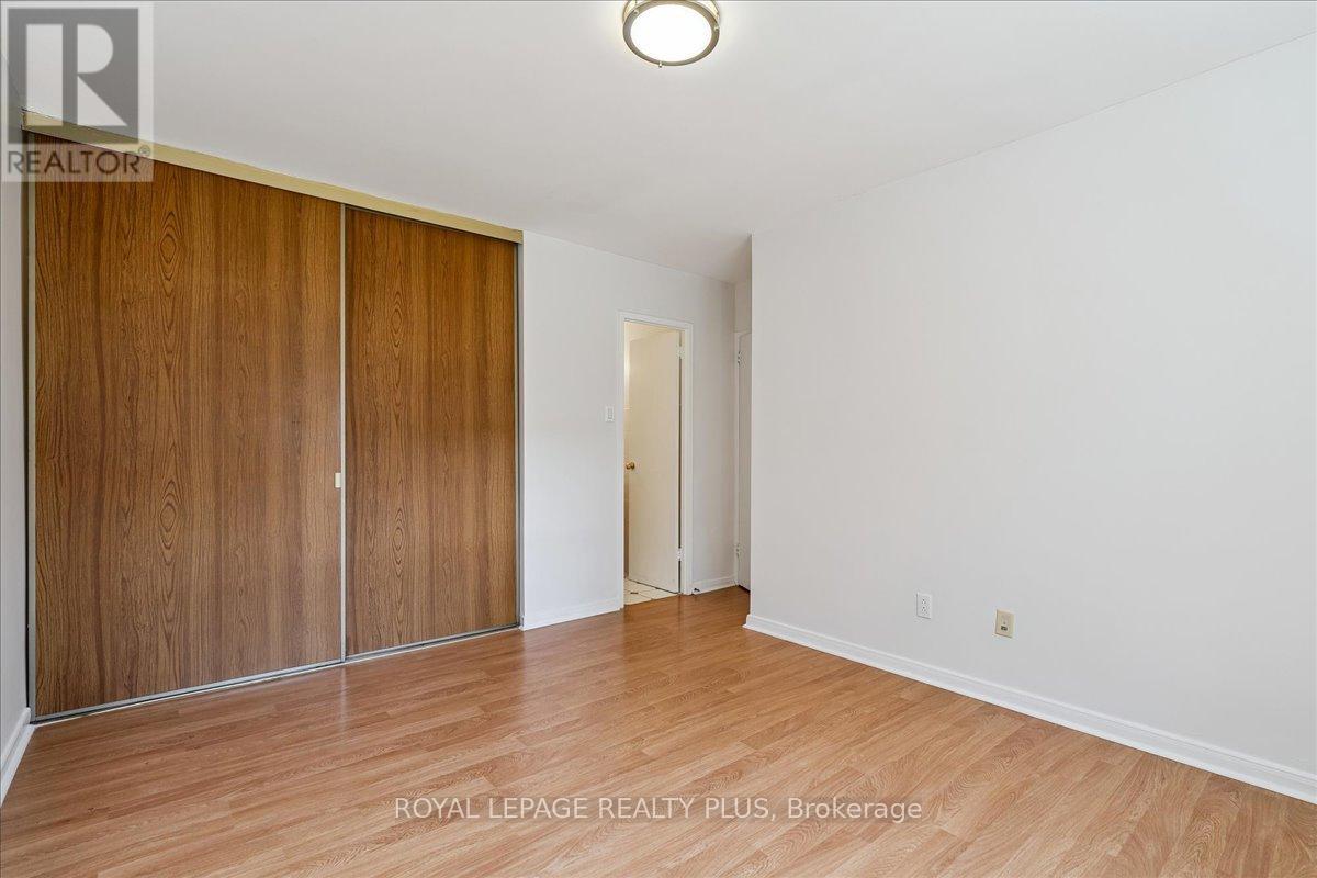Photo 23 of 102 1660 Bloor Street E, Mississauga ON