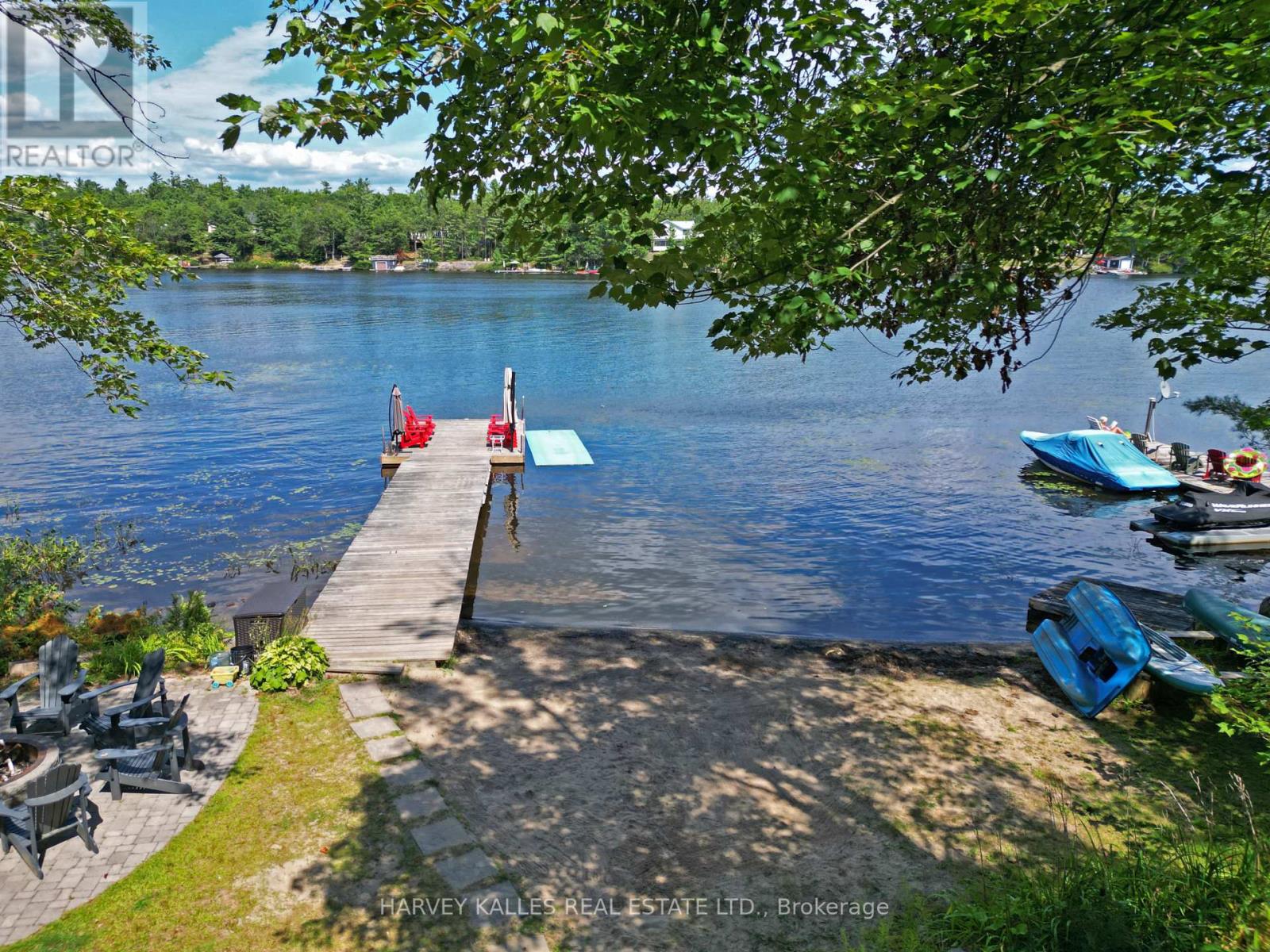 Photo 16 of 83 Pinetree Road, Gravenhurst ON